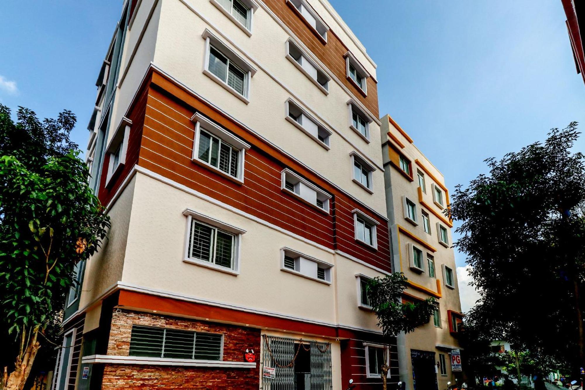 Capital O N R Residency Otel Yelahanka Dış mekan fotoğraf