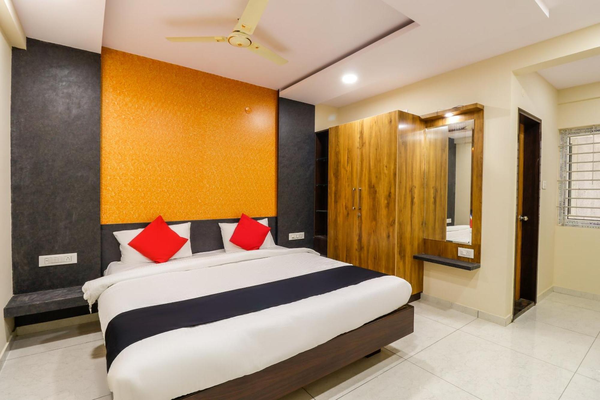 Capital O N R Residency Otel Yelahanka Dış mekan fotoğraf
